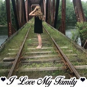 Meet your Posher, Tara